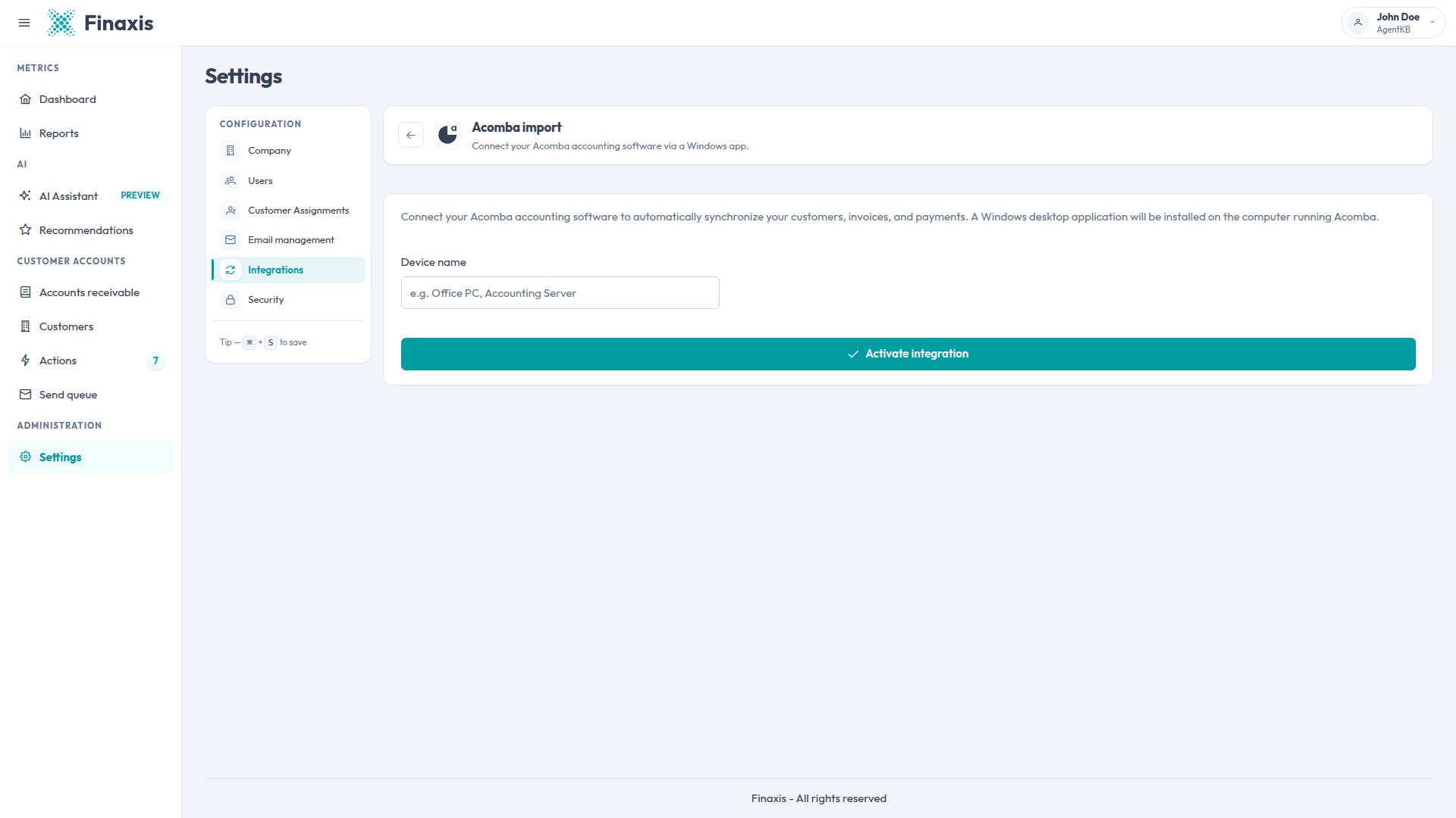 The Acomba import page in Finaxis settings, with the device name field and the Activate integration button.